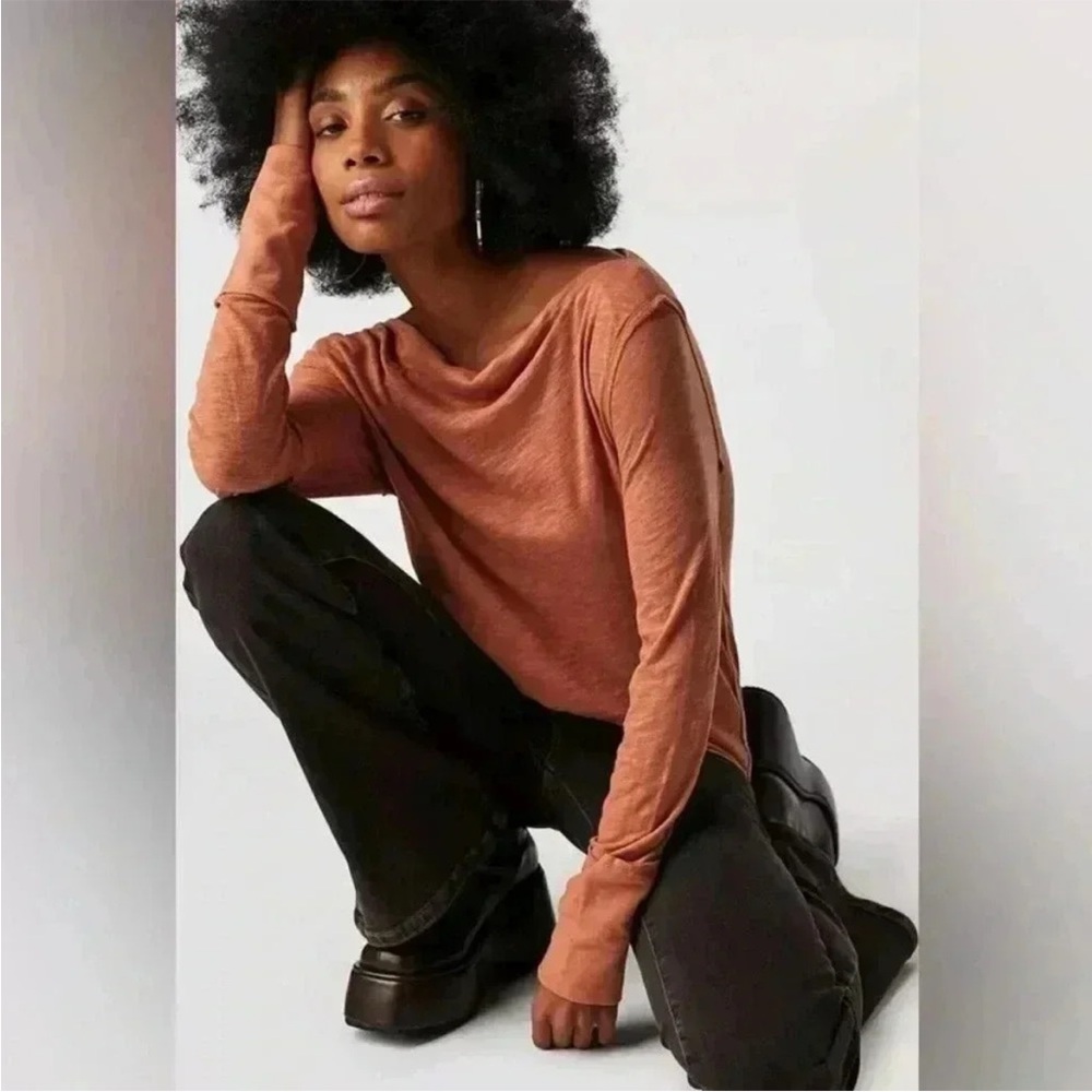 We The Free Kimmi Long‎ Sleeve Tee in Pretty in Cinnabar Size S